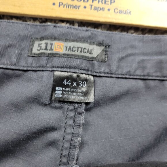 5.11 Tactical Pants Mens 44x30 Gray Cargo Work Utility Distressed Fade - Picture 3 of 6